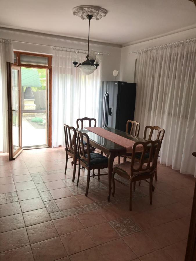 Nyaralo Balatonmariafuerdo Villa Luaran gambar